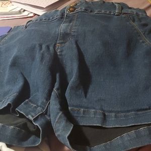 D.jeans shorts